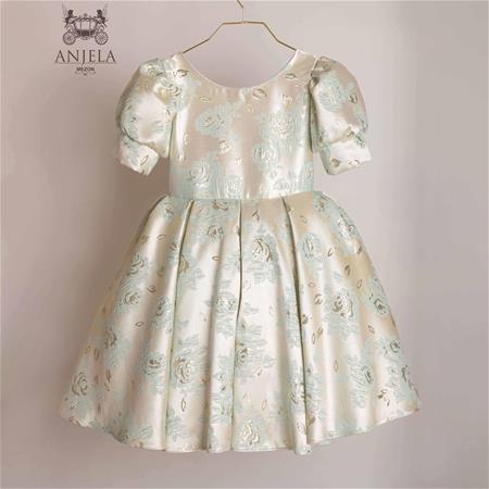 b78040d4-df9f-4c95-abd1-038edd20be7d.jpg