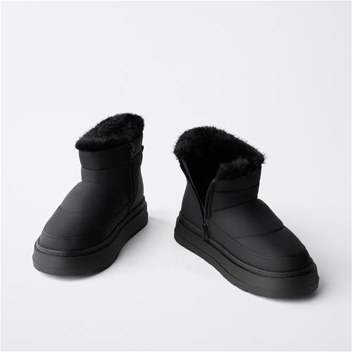 نیم بوت داخل پشمی zara  کد :0202011255