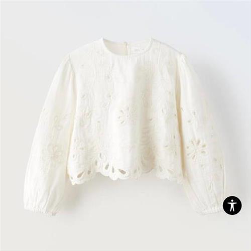 شومیز سفید گل برجسته مارک zara کد 22033555