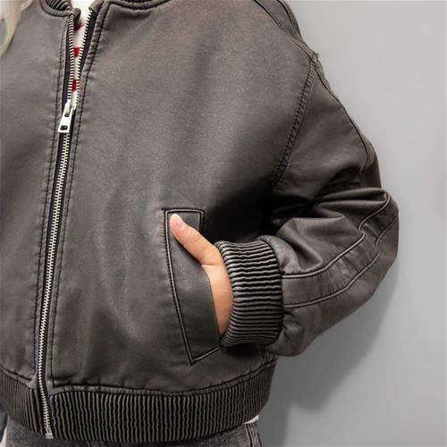 کت چرم خاکستری zara کد 02016199