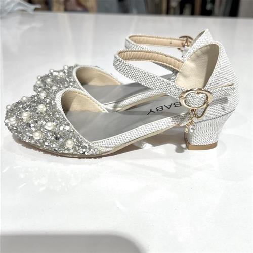 کفش مجلسی پاشنه دار مرواریدی کد :4401