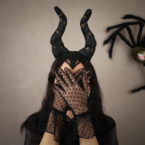 تل ( maleficent )  halloween